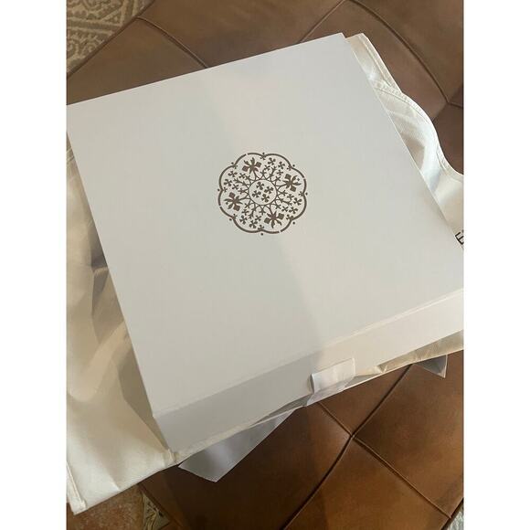 Grace Loves Lace Olive Wedding Gown, Small, Cutout, Long Sleeve, Fitted - Picture 10 of 10